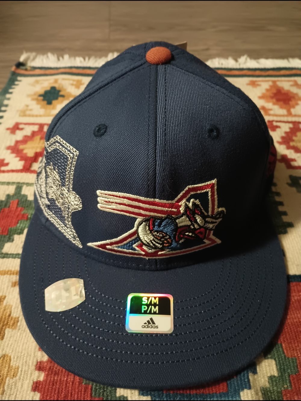 Casquette Adidas S/M  logo équipe canadienne de football de Montréal